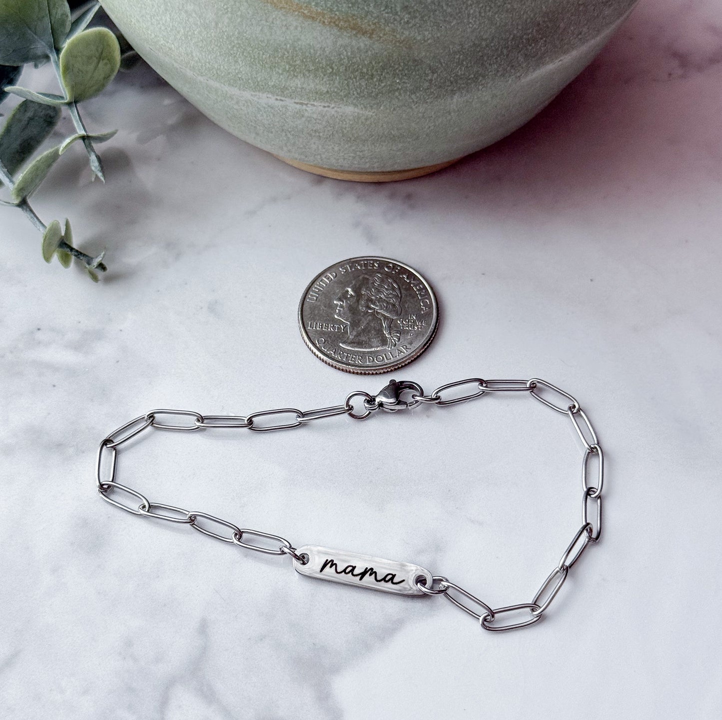 Mama Oval Bar Paperclip Bracelet